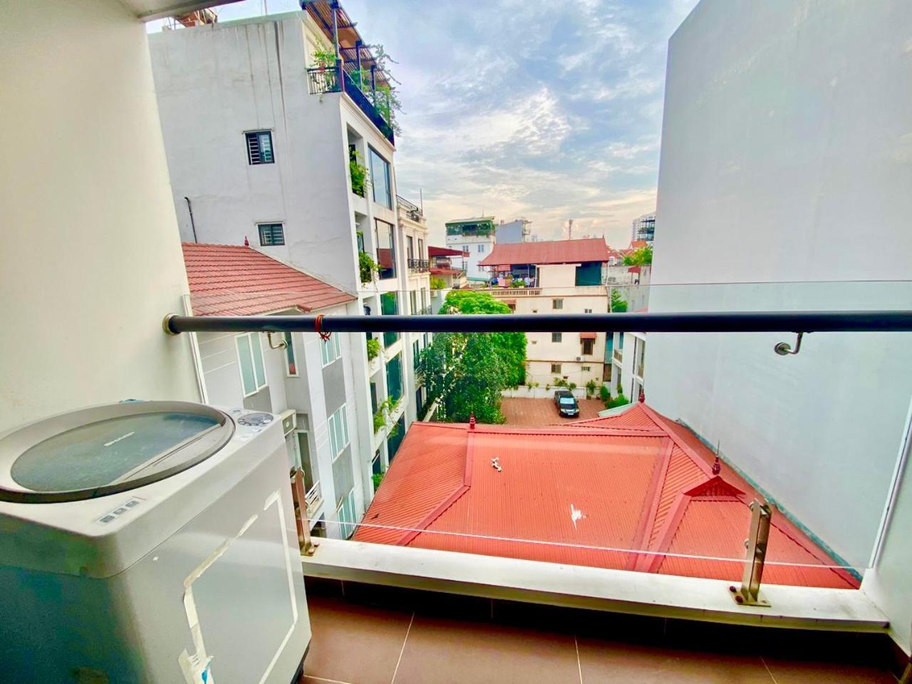 Luxe Paradise Residence Lac Long Quan Hanoi Exterior photo